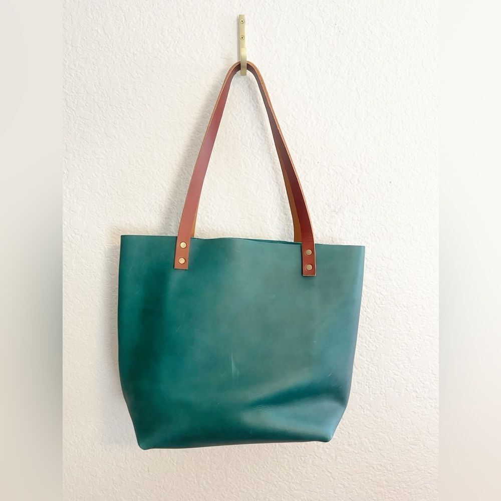 Portland Leather medium tote bag in Caribbean limited edition. - Picture 3 of 15